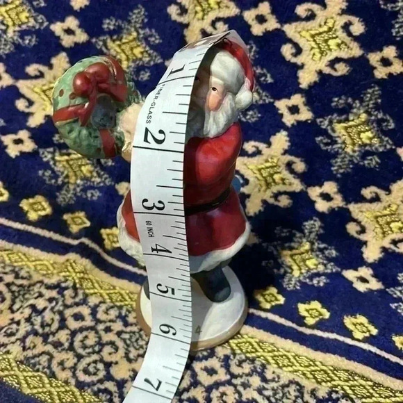 Vintage Ceramic Santa. Painted in 1914. Small chip on the back. - Picture 9 of 9